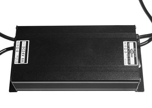 60Hz 6A 500g 240V Aydınlatma Armatür Aksesuarları 150W DC Güç Sabit Voltaj